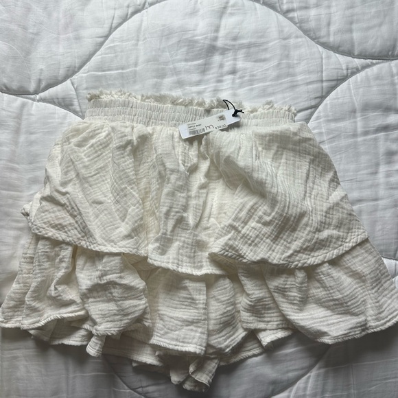 White Ruffled Skort - Picture 3 of 3